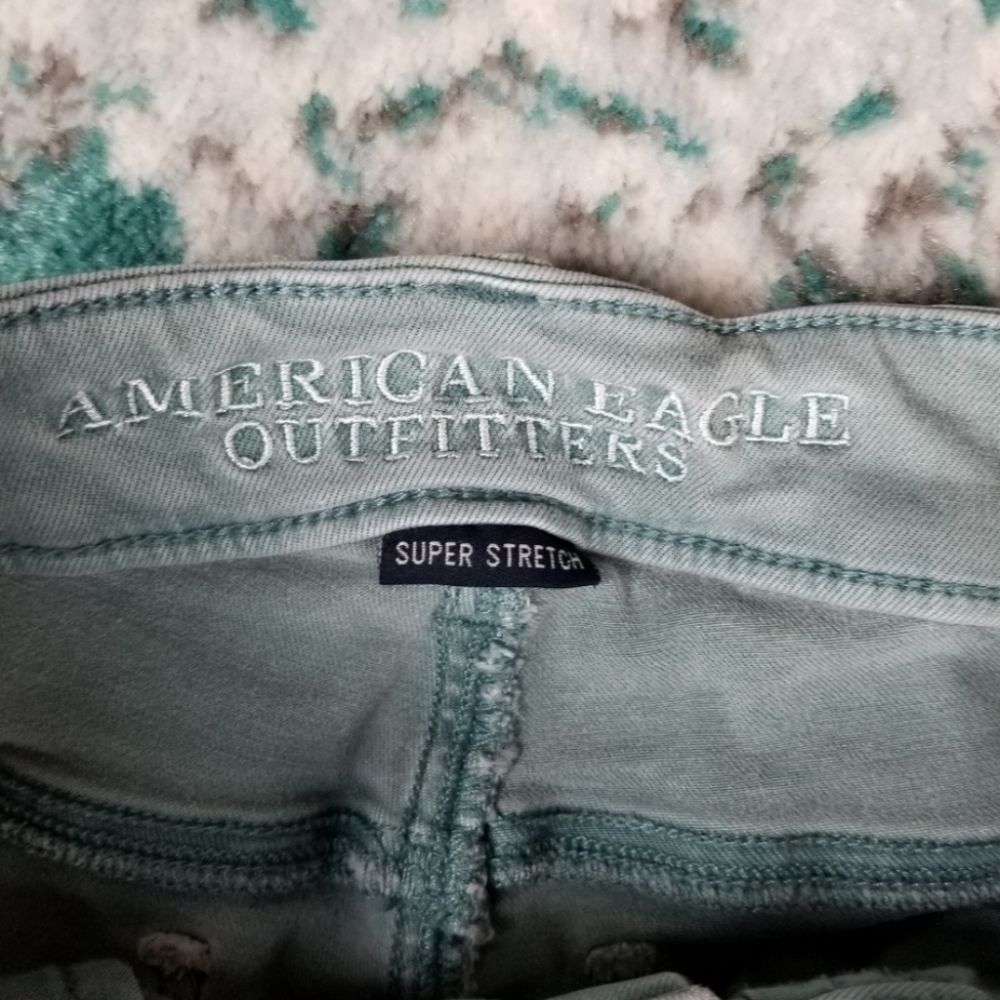 American Eagle| light blue midi shorts size 4 - Picture 5 of 6